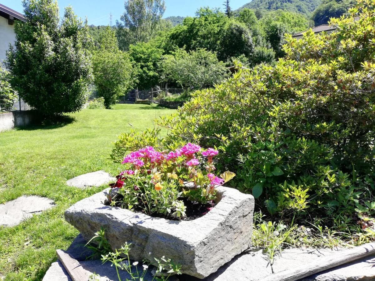 Апартаменти Il Giardino Segreto Beura Екстер'єр фото